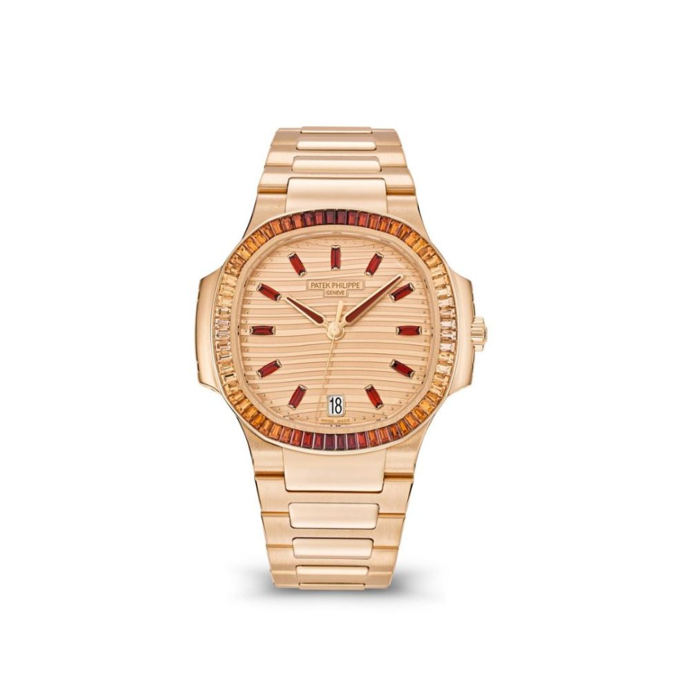Patek Philippe Nautilus 7118/1300R-001 – Keanes Jewellers