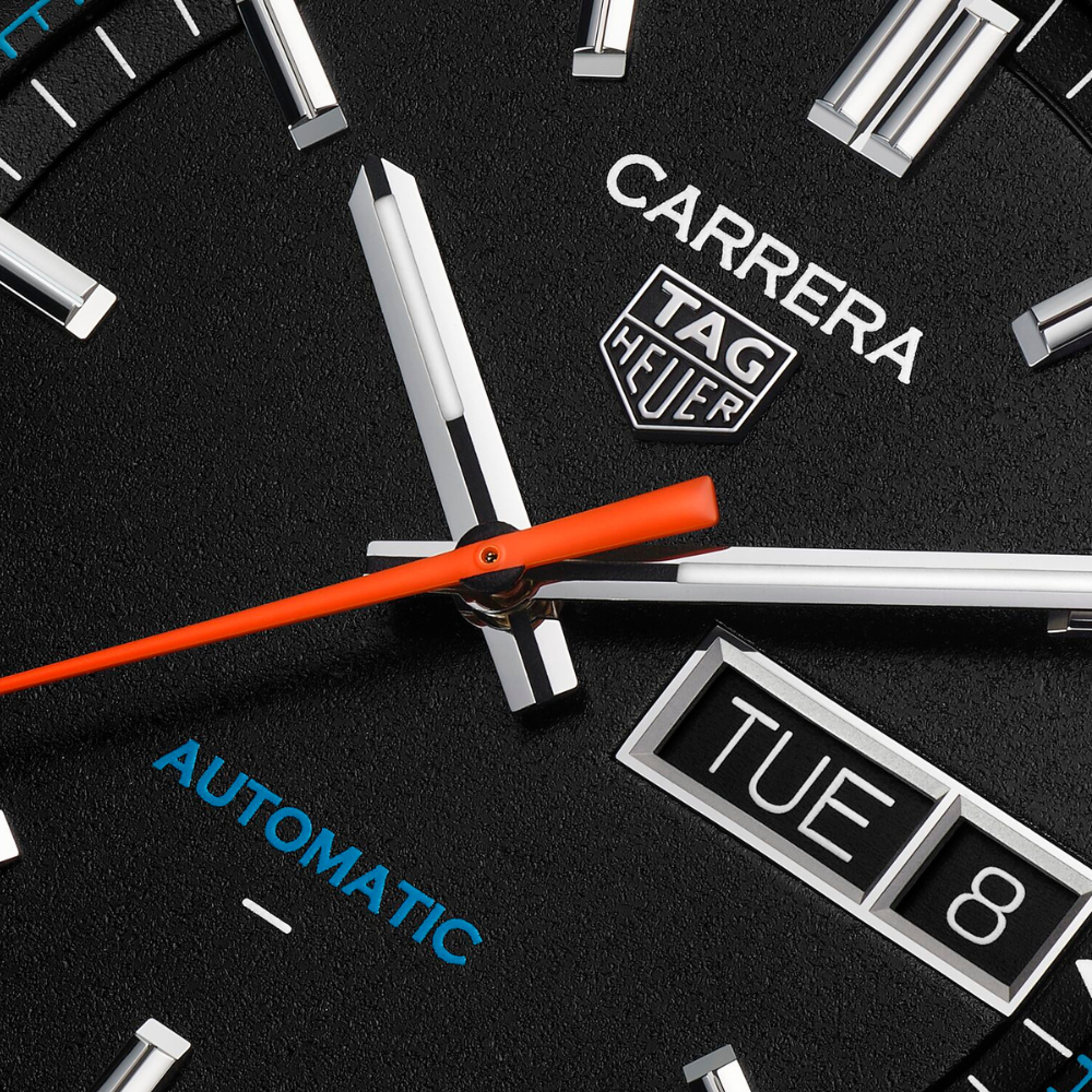 WDA2110.FC6614 - Dial Close Up