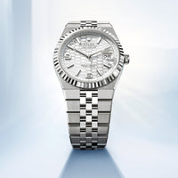 files/rolex-collection_banner-land-dweller-m127334-0001_2503-portrait.jpg